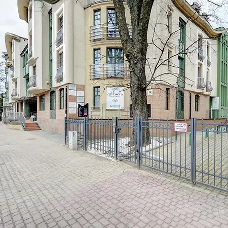 Dom & House - Design